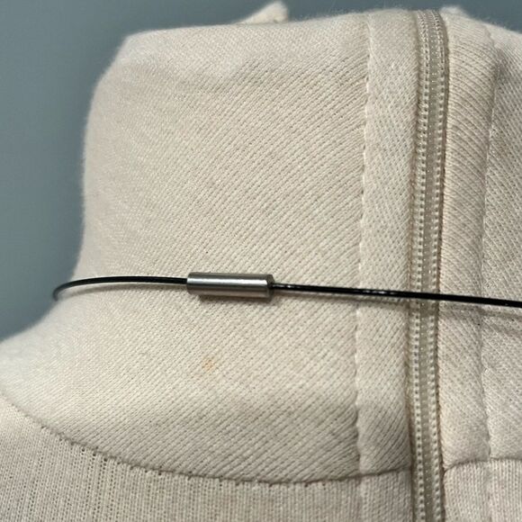 Handmade Hawaiian Fishhook Glass Pendant Necklace Magnetic Clasp - Picture 3 of 4